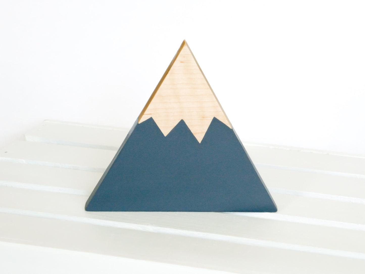 Wooden Mountain - Charcoal Gray